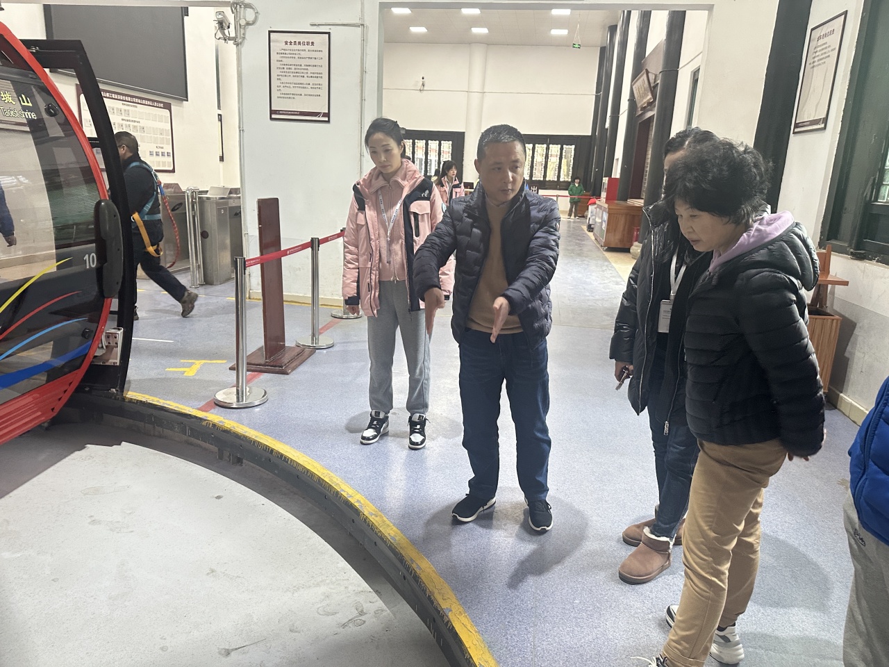 1704332142108711.jpg 7.jpg