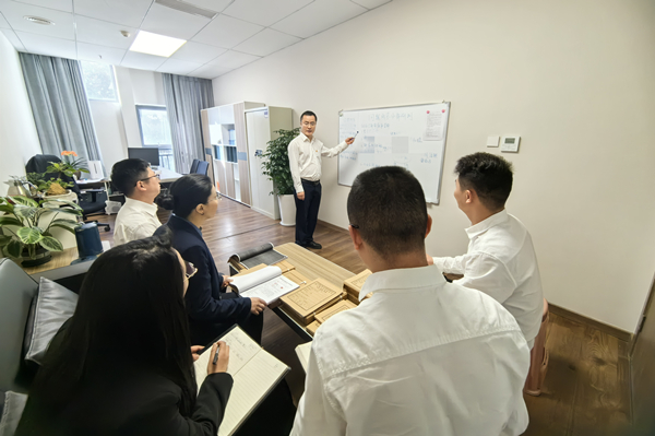 1729647364117265.jpg 0522以辦案引領(lǐng)推動(dòng)審查調(diào)查工作提質(zhì)增效.jpg